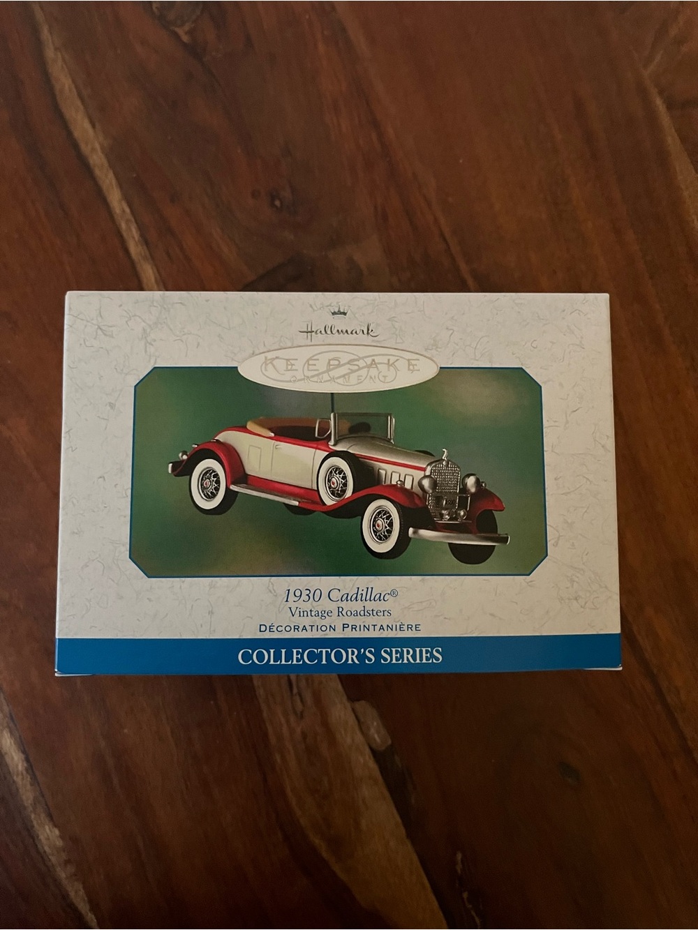 Hallmark 2001 Keepsake Ornament 1930 Cadillac Vintage Fleetwood Roadsters NEW!